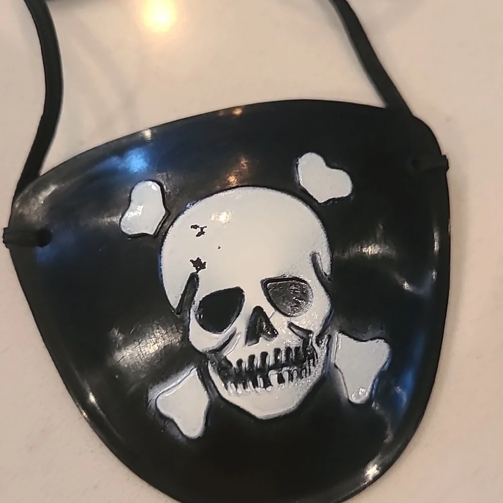 Pirate costume accessories